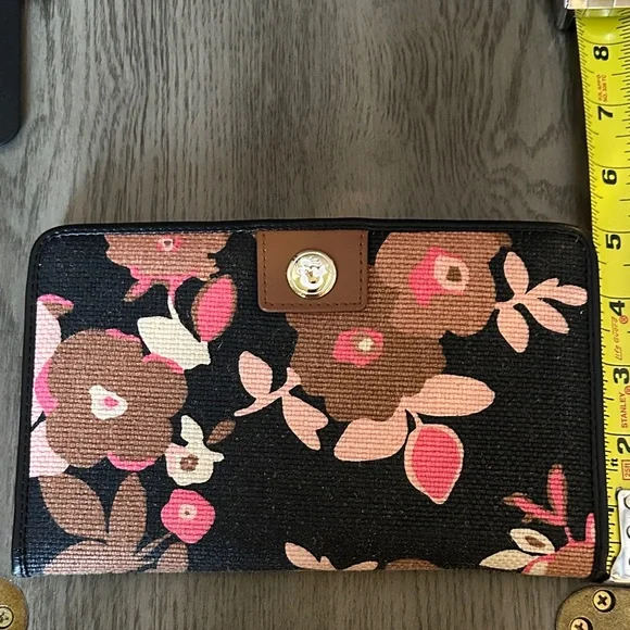 Spartina 449 Black Verdier Market Wallet with Pink and Brown Flowers - Picture 10 of 10
